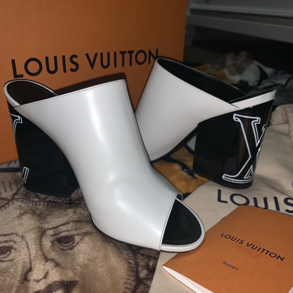 Louis Vuitton Mule (heels)